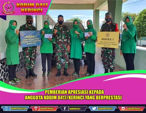 Danrem Berikan Penghargaan Dan Apresiasi Kepada Prajurit Berprestasi