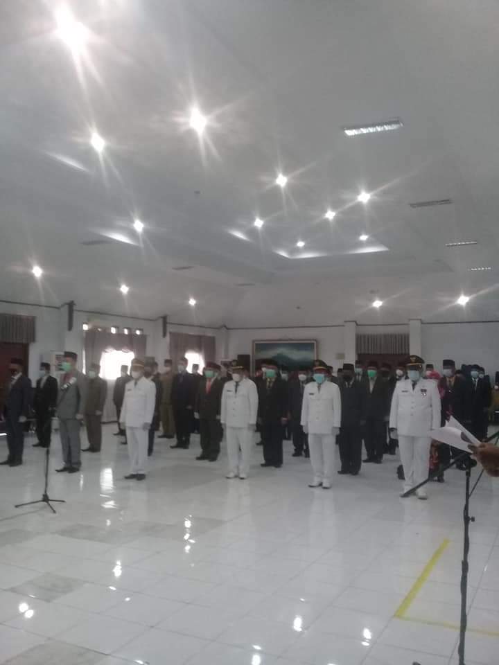 Bupati Kerinci Adirozal kembali sumpah jabatan dan sekaligus melantik 55 Pejabat Eselon III dan IV