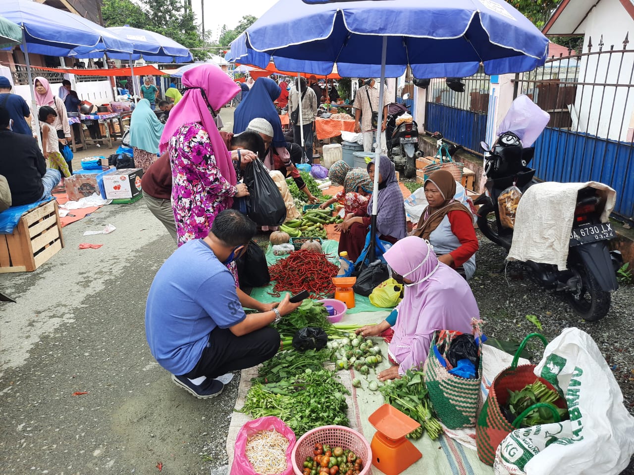 Yos Adrino Serap Aspirasi Pedagang Pasar Ulu Air