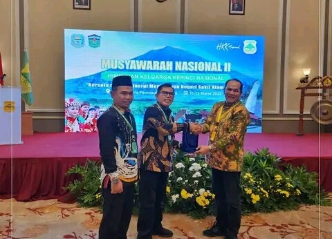 Walikota Sungai Penuh Ahmadi Hadiri Munas II HKK Nasional