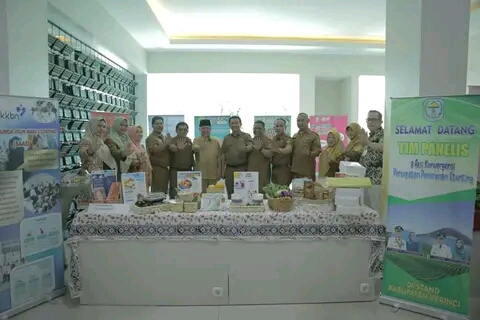Wakil Bupati Kerini Hadiri Penilaian Kinerja 8 Aksi Stunting
