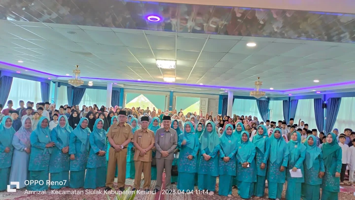 Inisiasi TP PKK, Bupati Kerinci Buka Pesantren Kilat Ramadhan