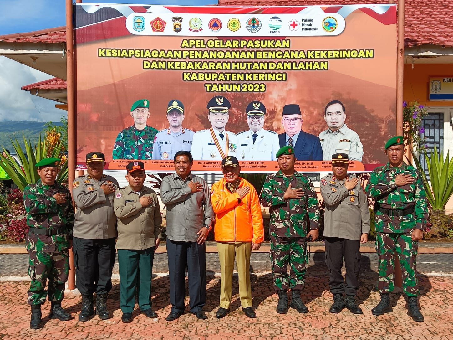 Bupati Kerinci Adirozal Pimpin Apel Pasukan Kesiapsiagaan Penanganan Bencana Kekeringan dan Karhutla