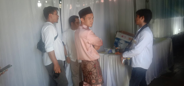 fotografer dari studio Uncu 