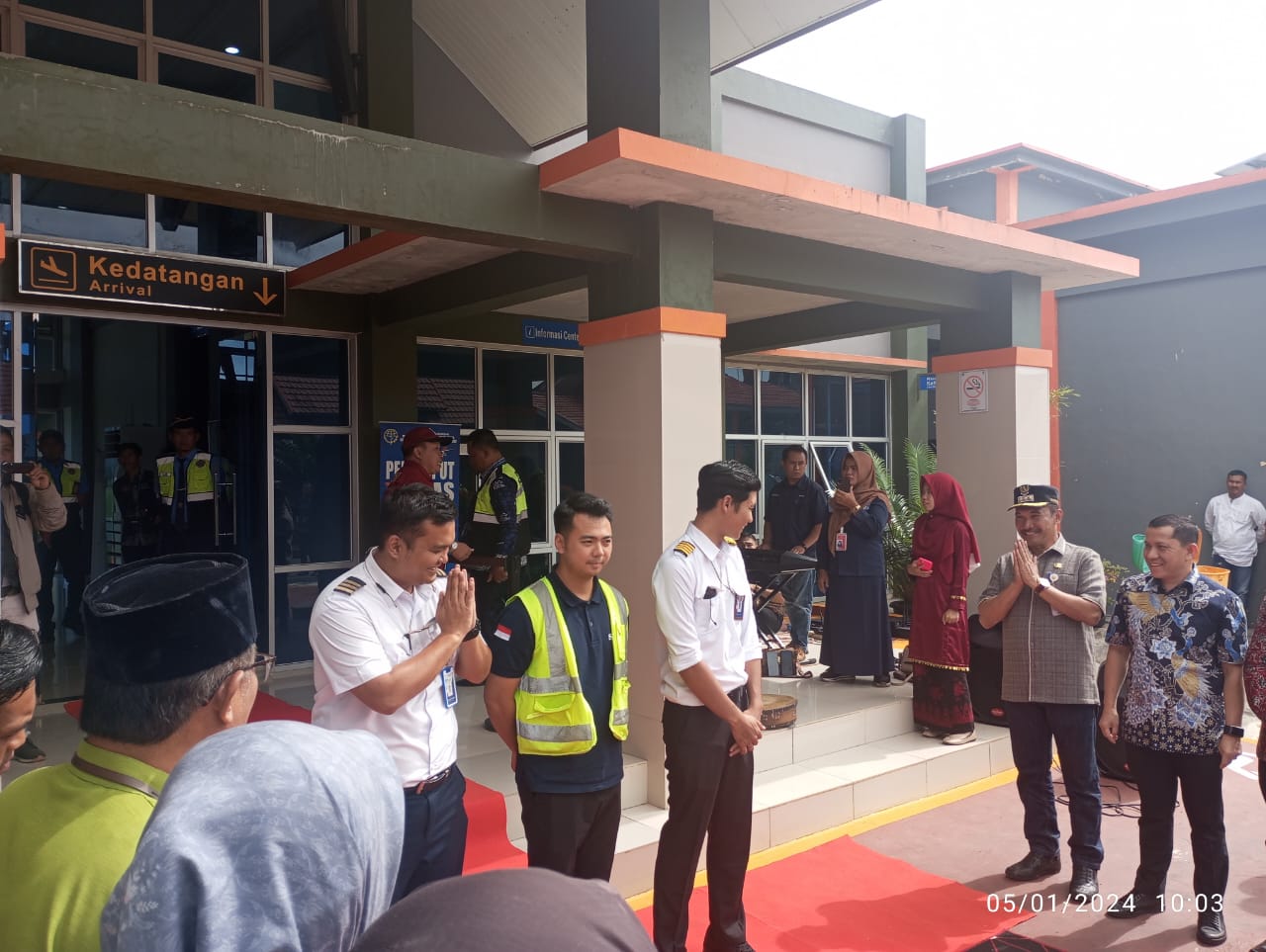 Pj. Bupati Kerinci Asraf Sambut Penerbangan Perdana Susi Air