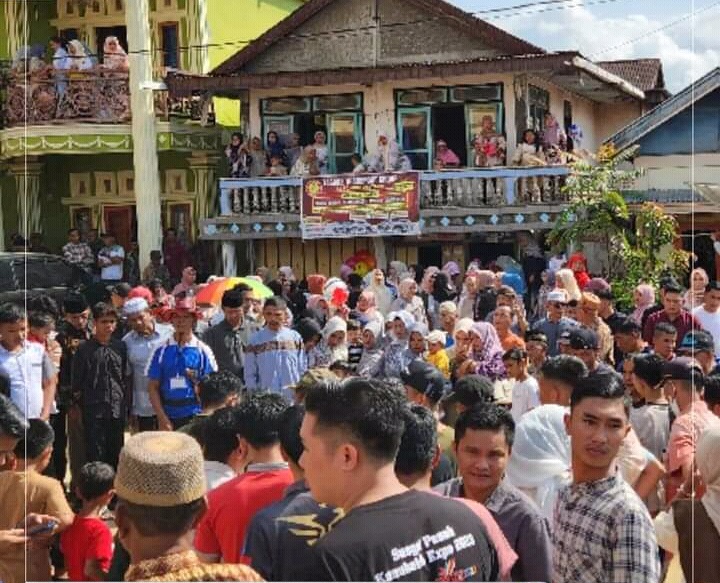 Wako Ahmadi Qurban Bersama Masyarakat 4 Desa Sungai Liuk