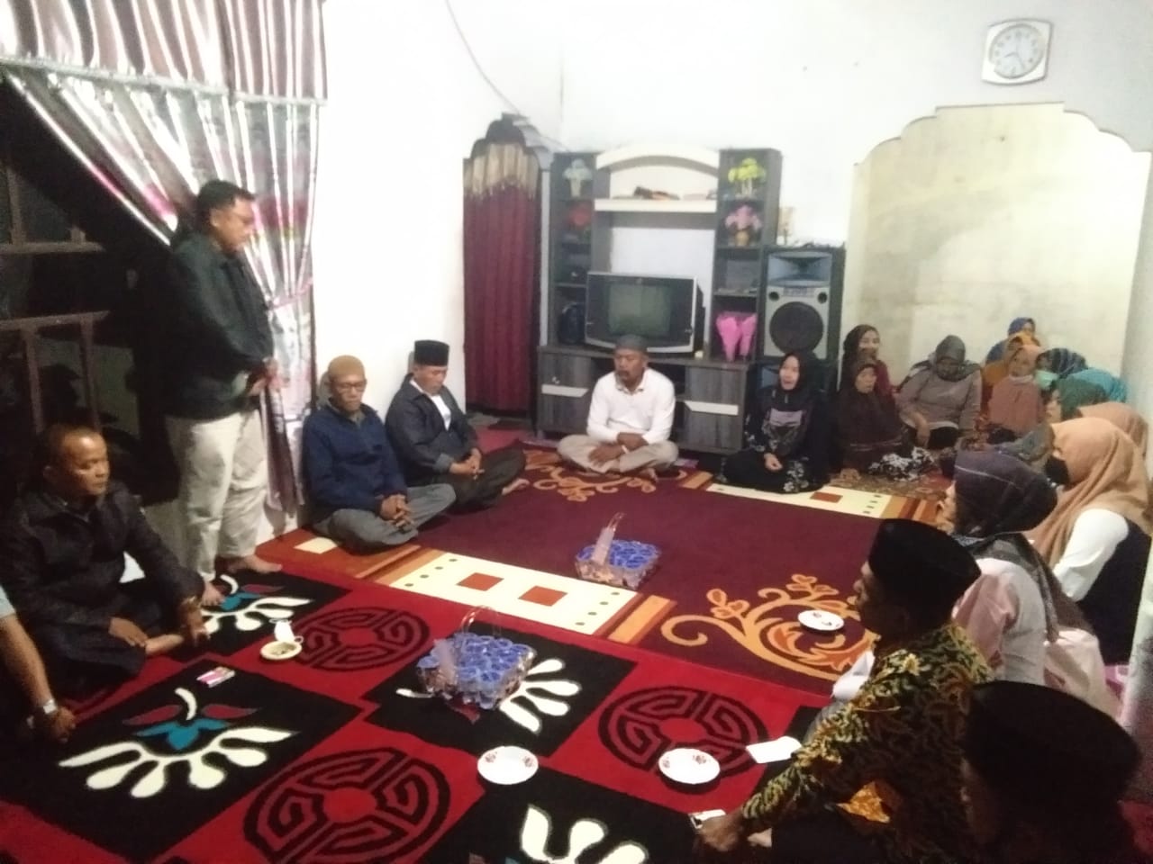 Yos Adrino Silaturahmi dengan ‘Sapadik’ Keluarga Dasira Pelayang Raya