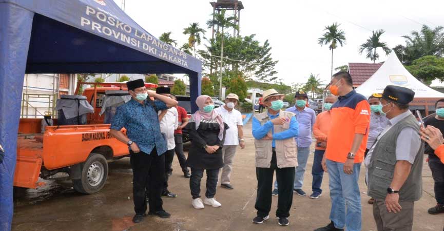 Tangani Covid-19, Fachrori Berikan Bantuan 50 Juta