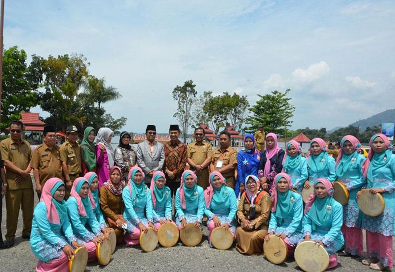 Pembukaan Festival Sike Rabana dan Suling Bambu