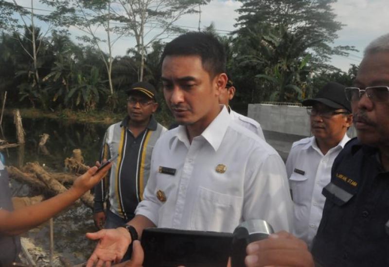 Gubernur Jambi