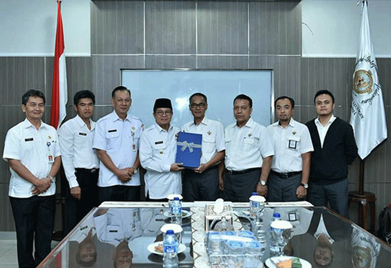 Pemerintah Provinsi Jambi saat menerima Laporan Hasil Pemeriksaan BPK Perwakilan Jambi terhadap Laporan Keuangan Pemerintah Provinsi Jambi Tahun Anggaran 2017.
