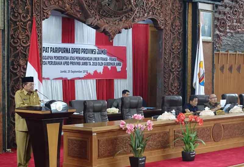 Rapat Paripurna Istimewa DPRD Provinsi Jambi dalam Rangka Penjelasan Pemerintah Terhadap Pandangan Umum Fraksi-Fraksi DPRD Provinsi Jambi Atas Nota Keuangan Rancangan Perubahan APBD Provinsi Jambi Tahun Anggaran 2018.