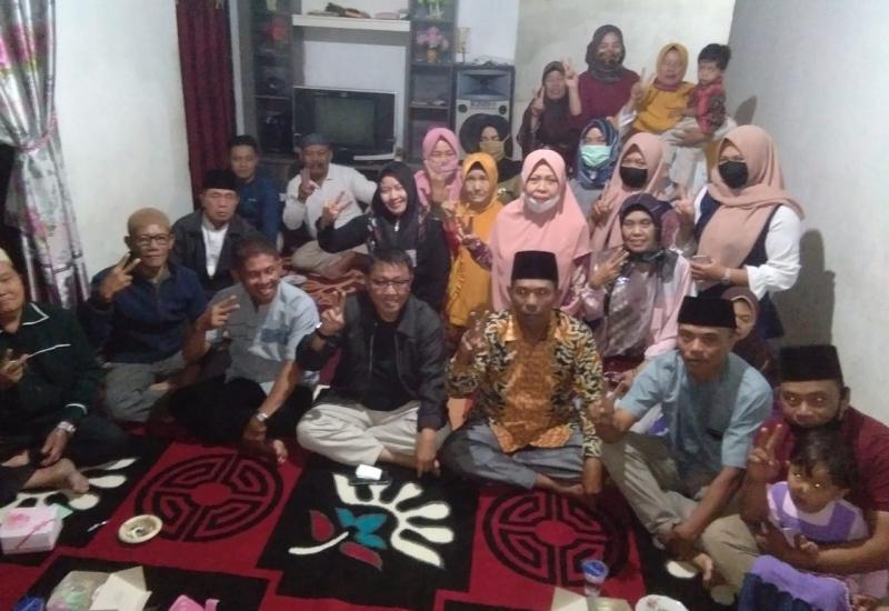 Yos Adrino Silaturahmi dengan ‘Sapadik’ Keluarga Dasira Pelayang Raya