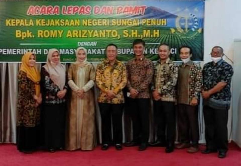 Pemkab Kerinci Gelar Acara Lepas Pamit Kajari Sungai Penuh 