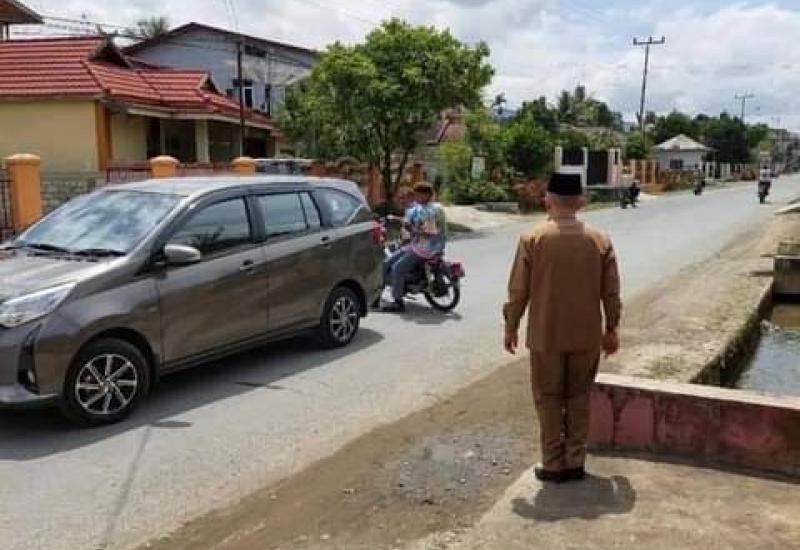 Bupati Adirozal Bubarkan Aksi Coret-Coret Seragam Sekolah