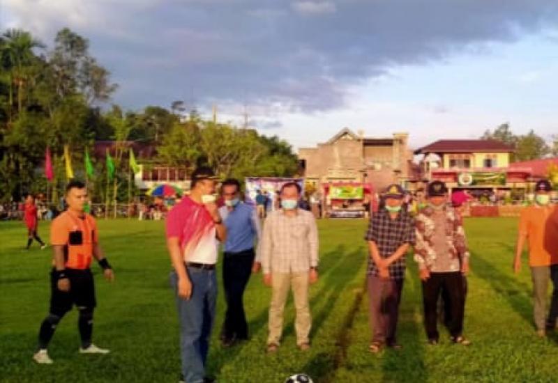 PJ. Sekda Kerinci Buka Turnamen Sepakbola Piala Raja