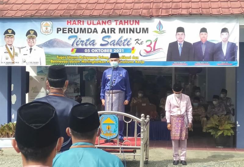 HUT