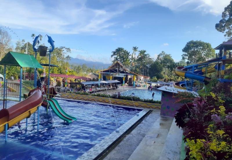 Ketua Komisi IV Fadli Sudria Support Taman Ayla Sebagai Penggiat Pariwisata Kerinci