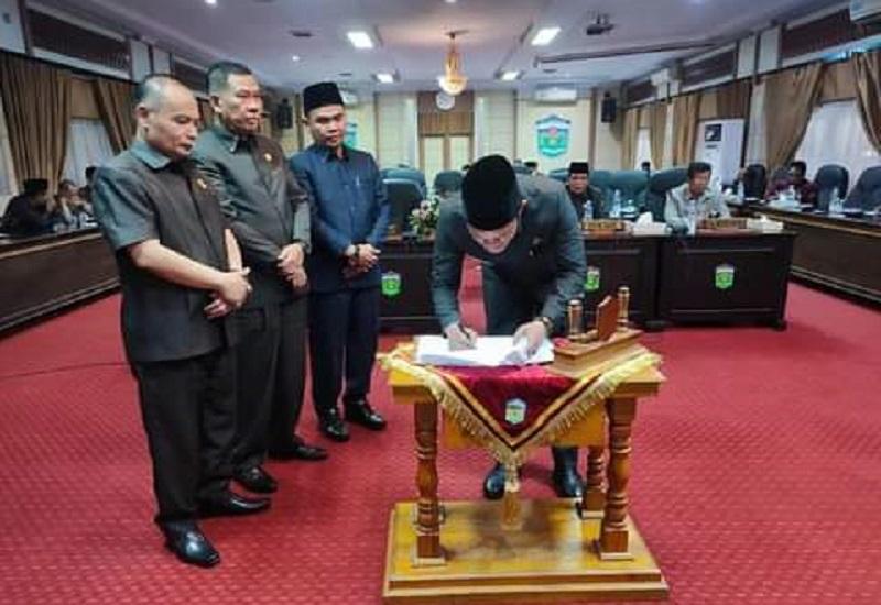 Rapat dipimpin oleh Ketua DPRD Sungai Penuh Fajran, yang   dihadiri Wakil Walikota Sungai Penuh, OPD dan Forkompinda.