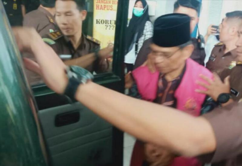 Kejari Sungai Penuh Tahan Mantan Sekwan DPRD Kerinci, Ada Apa?