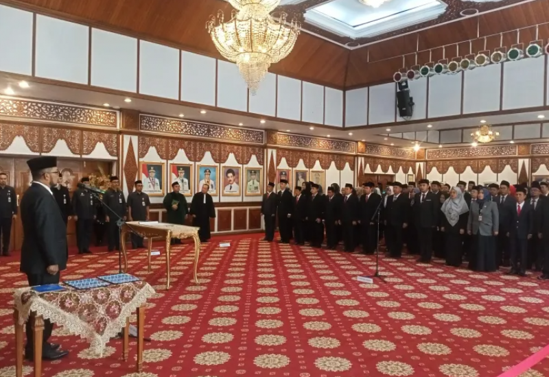 Sebanyak 144 Pejabat Eselon III dan IV Resmi Dilantik Pemprov Jambi