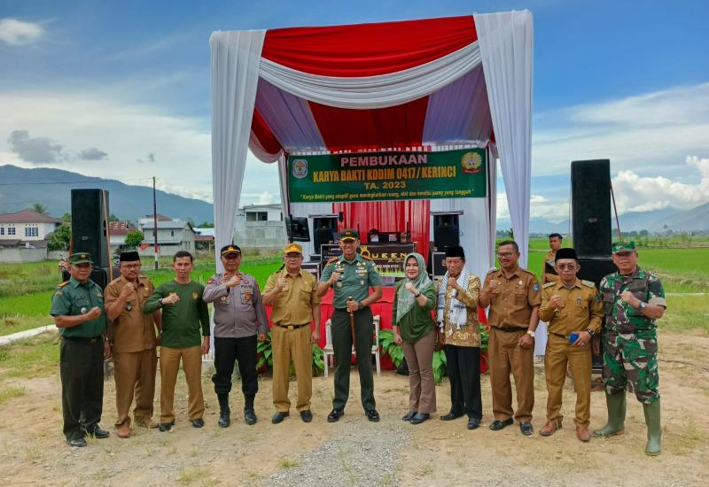 Sekda Kerinci Buka Acara Pembukaan Karya Bakti Kodim 0417 Kerinci Tahun 2023