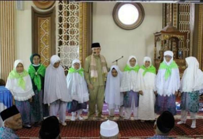 Bupati Kerinci Adirozal Resmi Lepas 428 JCH Asal Kabupaten Kerinci