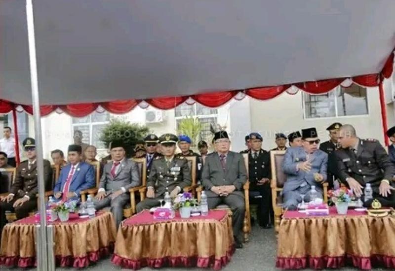 Ketua DPRD Lendra Wijaya Ikuti Upacara Hari Bhayangkara ke-77 Tahun 2023