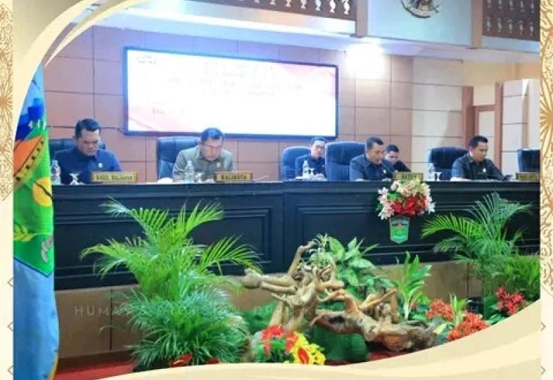 DPRD Sungai Penuh Gelar Paripura Tentang Pandangan Umum Fraksi Terhadap Tiga Ranperda
