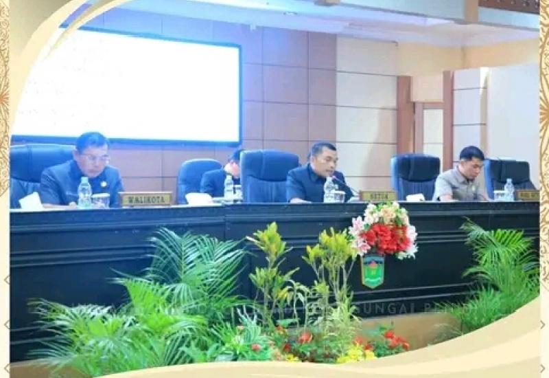 DPRD Sungai Penuh Paripurna Tentang Pandangan Umum Fraksi Terhadap APBD Perubahan