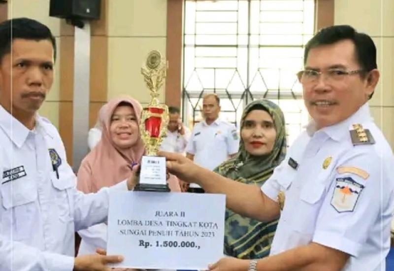 Wako Ahmadi Buka Sosialisasi Penyelenggaraan Administrasi Pemkot Sungai Penuh