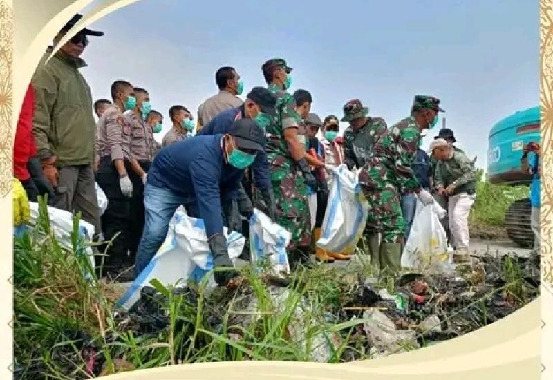 Ketua DPRD Kota Sungai Penuh Menghadiri World Cleanup Day Indonesian Sungai Air Sempit Bersih