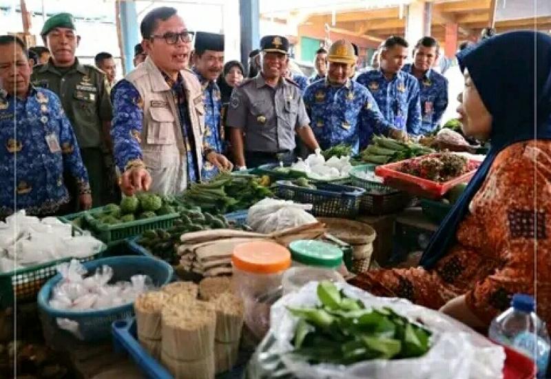 Dampingi Kadis Suarman, Wako Ahmadi Sidak ke Tanjung Bajure dan Pasar 