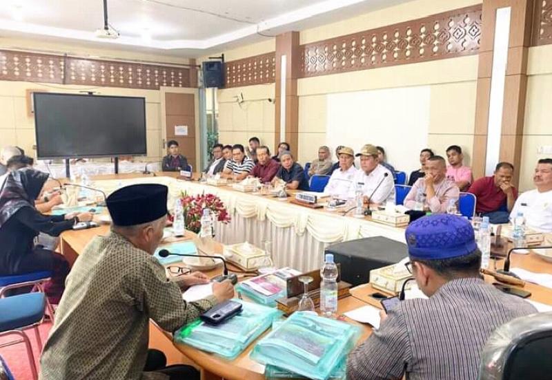 Masalah Pembangunan Di Desa Pasar Baru, Komisi I DPRD Sungai Penuh Lakukan Hearing