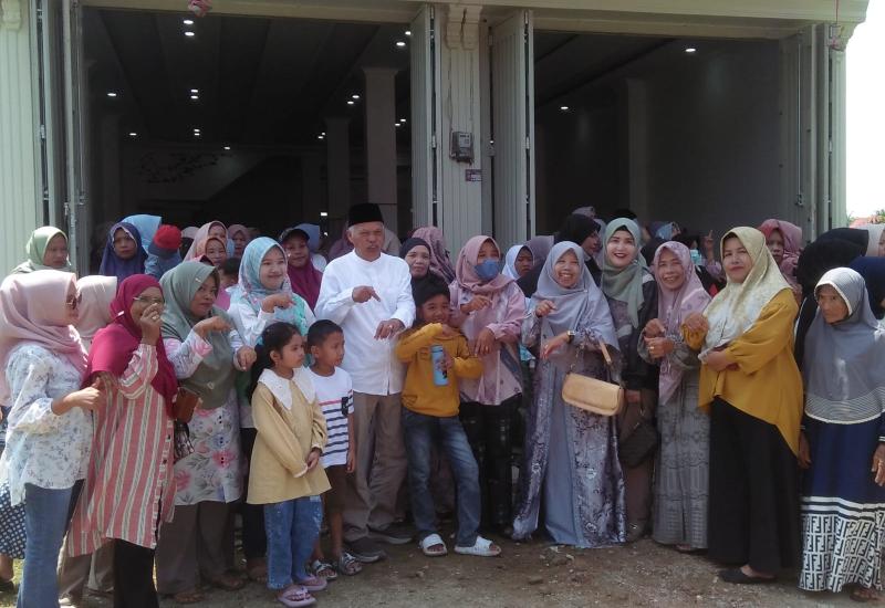 Dalam Rangka HUT RI Ke 79, Balon Walikota Alfin - Azhar Berikan Yang Terbaik Untuk Masyarakat