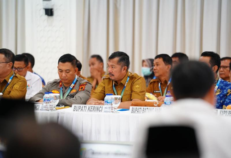 Sinergi Daerah Dukung Ketahanan Pangan, Bupati Monadi Hadiri Rakor Lintas Sektoral Polda Jambi Sinergi Daerah Dukung Ketahanan Pangan, Bupati Monadi Hadiri Rakor Lintas Sektoral Polda Jambi