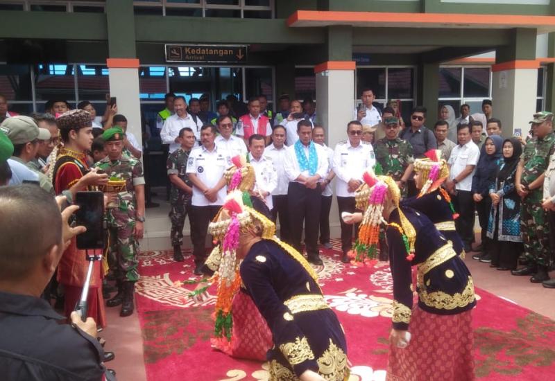 Berkunjung Ke Kerinci, Bupati Kerinci Dampingi Menteri Pertanian RI Berkunjung Ke Kerinci, Bupati Kerinci Dampingi Menteri Pertanian RI