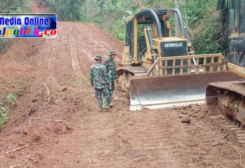 TMMD ke-126 Buka Jalan Baru Sungai Jernih – Sungai Lancar Capai 30 Persen