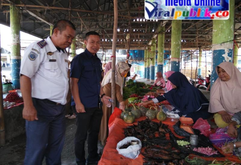 Tindakan Dinas Kominfo Kerinci Berbelanja di Pasar Harian  Tindakan Dinas Kominfo Kerinci Berbelanja di Pasar Harian