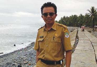 Miharsono, Kades Air Kering I Kecamatan Padang Guci Hilir Kabupaten Kaur