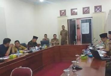 Hearing Komisi II DPRD Kota Bengkulu Terkait Konflik Lahan Antara Warga Dengan TNI, Selasa (11/7/2017)