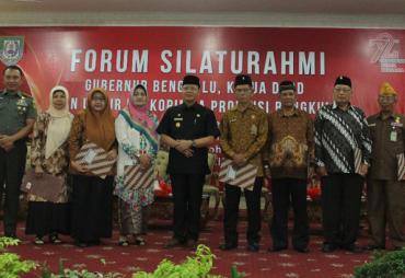 Plt Gubernur Bengkulu Gelar Forum Silaturahmi bersama Pejuang 45, Veteran, Purnawirawan TNI, Warakawuri TNI, Warakawuri POLRI, Wredatama dan Tokoh Masyarakat, Senin (14/8/2017).