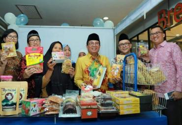 Pelaksana Tugas (Plt) Gubernur Jambi Fachrori Umar saat membuka Jambi Syariah Expo 2018.