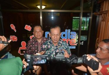  Sekretaris Daerah (Sekda) Provinsi Jambi, Drs.H.M.Dianto,M.Si.