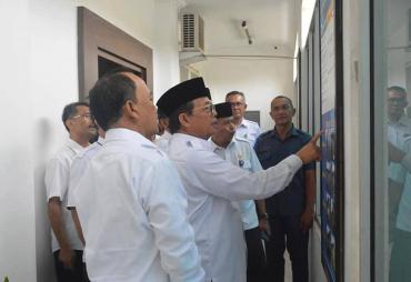 Pelaksana Tugas Gubernur Jambi, Dr.Drs.H.Fachrori Umar,M.Hum.