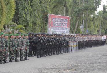 Apel gabungan personil Polri-TNI dalam menyukseskan dan kelancaran pelaksanaan Pemilu 2019 di Kabupaten Merangin.