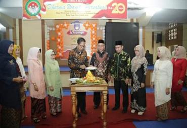 Munasri : Buka Dan Hadiri HUT DWP Ke 20 Sungai Penuh