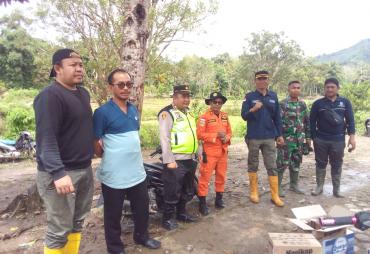Camat Sitinjau Laut Turun Langsung Ke Lokasi, Paska Orang Hilang Di Ambai 