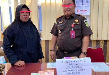 Terpidana Kasus Korupsi DD Kembalikan Kerugian Negara Ke Kejari Sungai Penuh