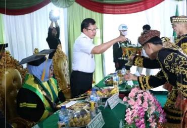 Wako Ahmadi Hadiri Wisuda Sarjana ke XXIV STKIP Muhammadiyah